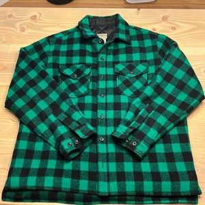 LL Bean Maine Guide Shirt w/ PrimaLoft Green Black L Tall